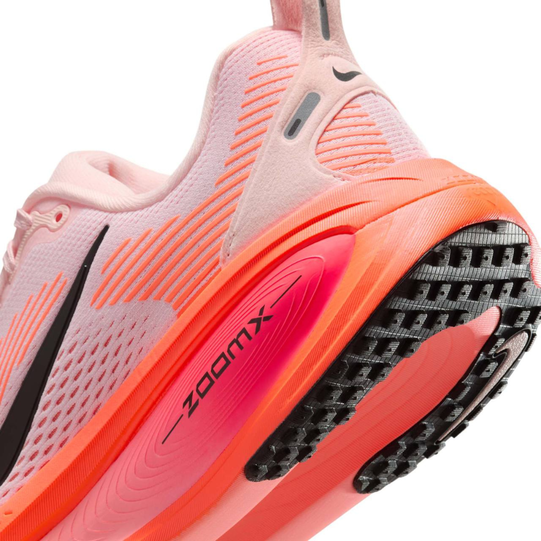 Nike Vomero 18 - Laranja/Vermelho