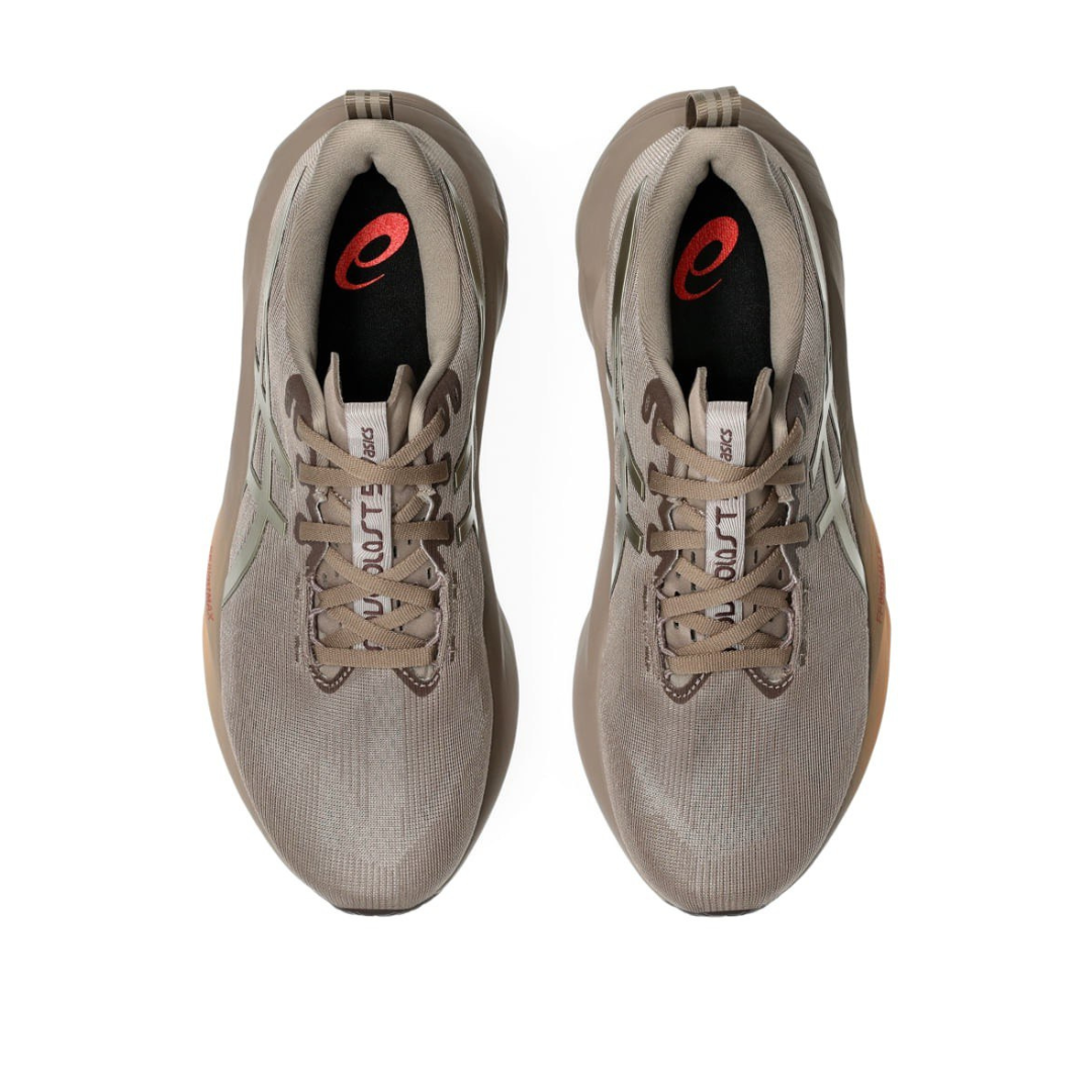 Asics NovaBlast 5 Luxe - Dourado/Marrom