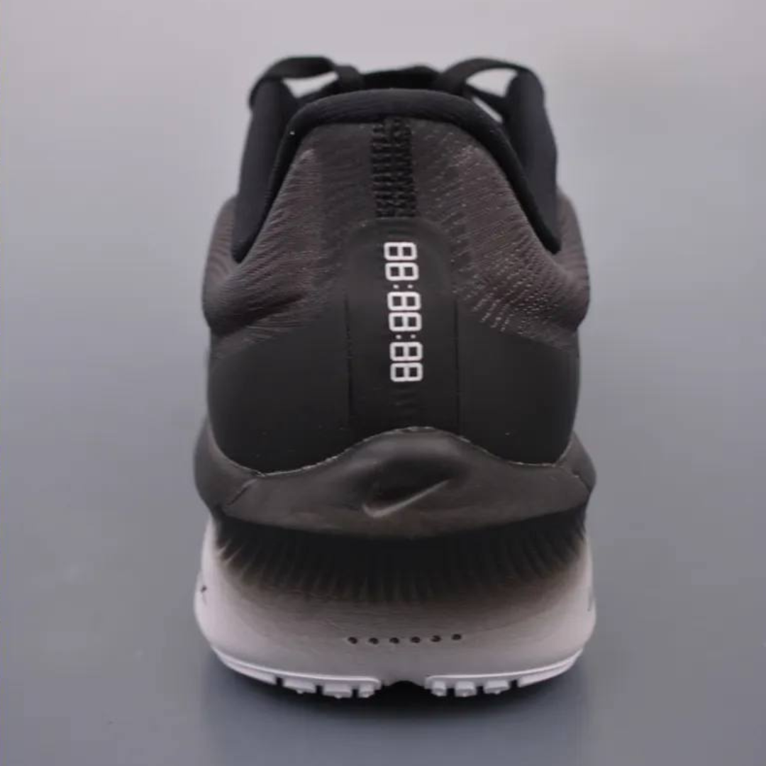 Nike Zoom Fly 6 - Preto/Branco