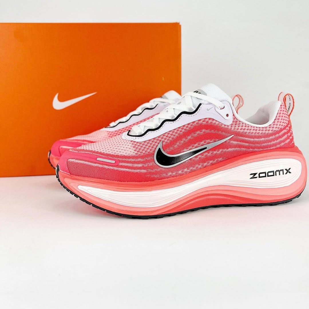 Nike Vomero Plus - Vermelho/Branco