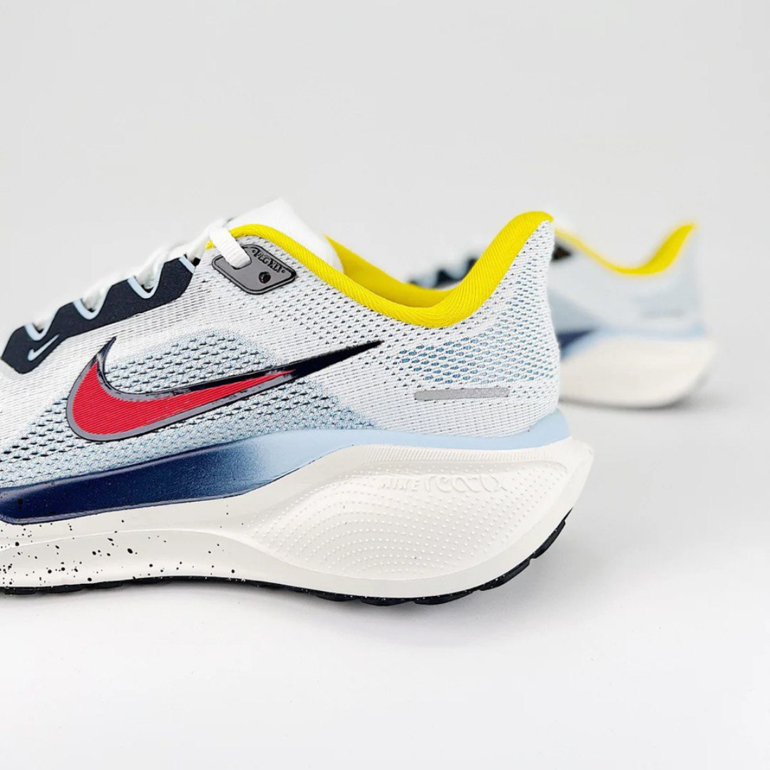Nike Air Zoom Pegasus 41 - Branco/Azul/Amarelo/Vermelho