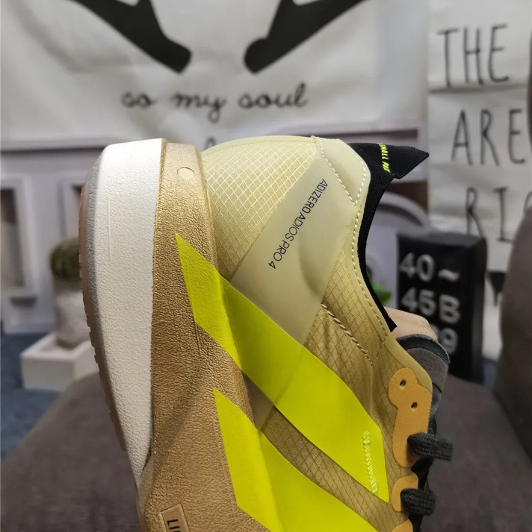 Adidas Adizero Adios Pro 4 Dourado/Verde