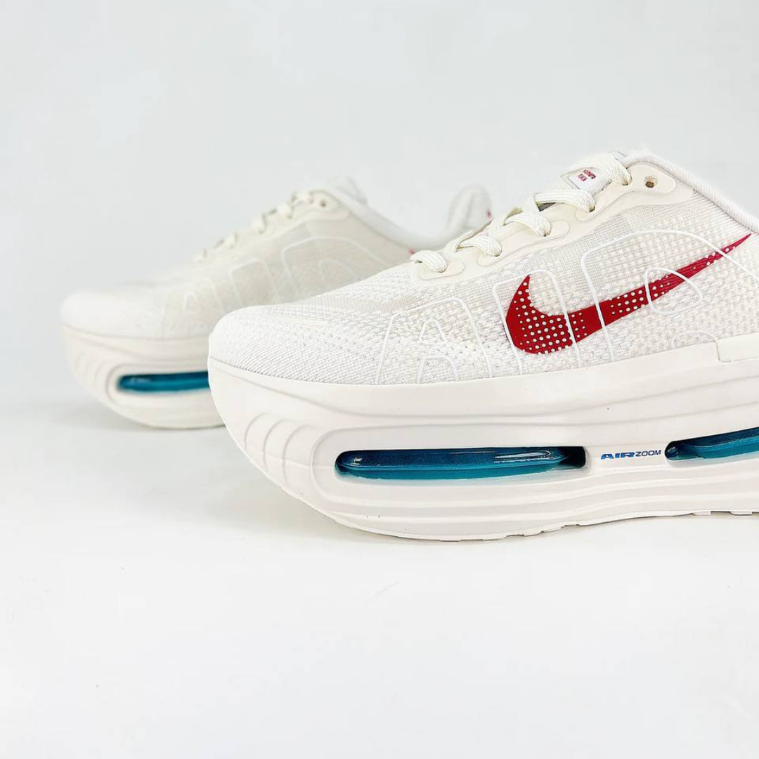 Nike Vomero Premium - Bege/Vermelho