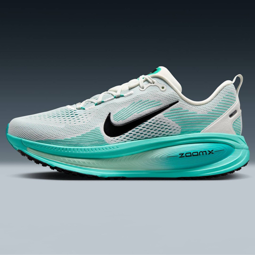 Nike Vomero 18 - White/Dusty Cactus