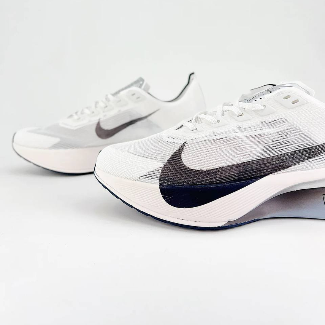 Nike ZoomX VaporFly 4 Branco/Cinza