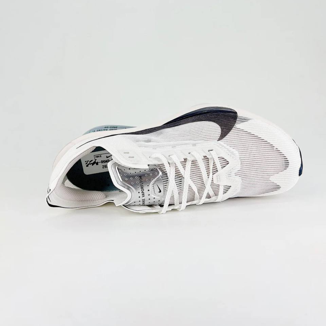 Nike ZoomX VaporFly 4 Branco/Cinza