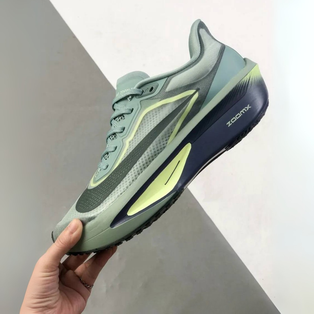 Nike Zoom Fly 6 - Verde Oliva