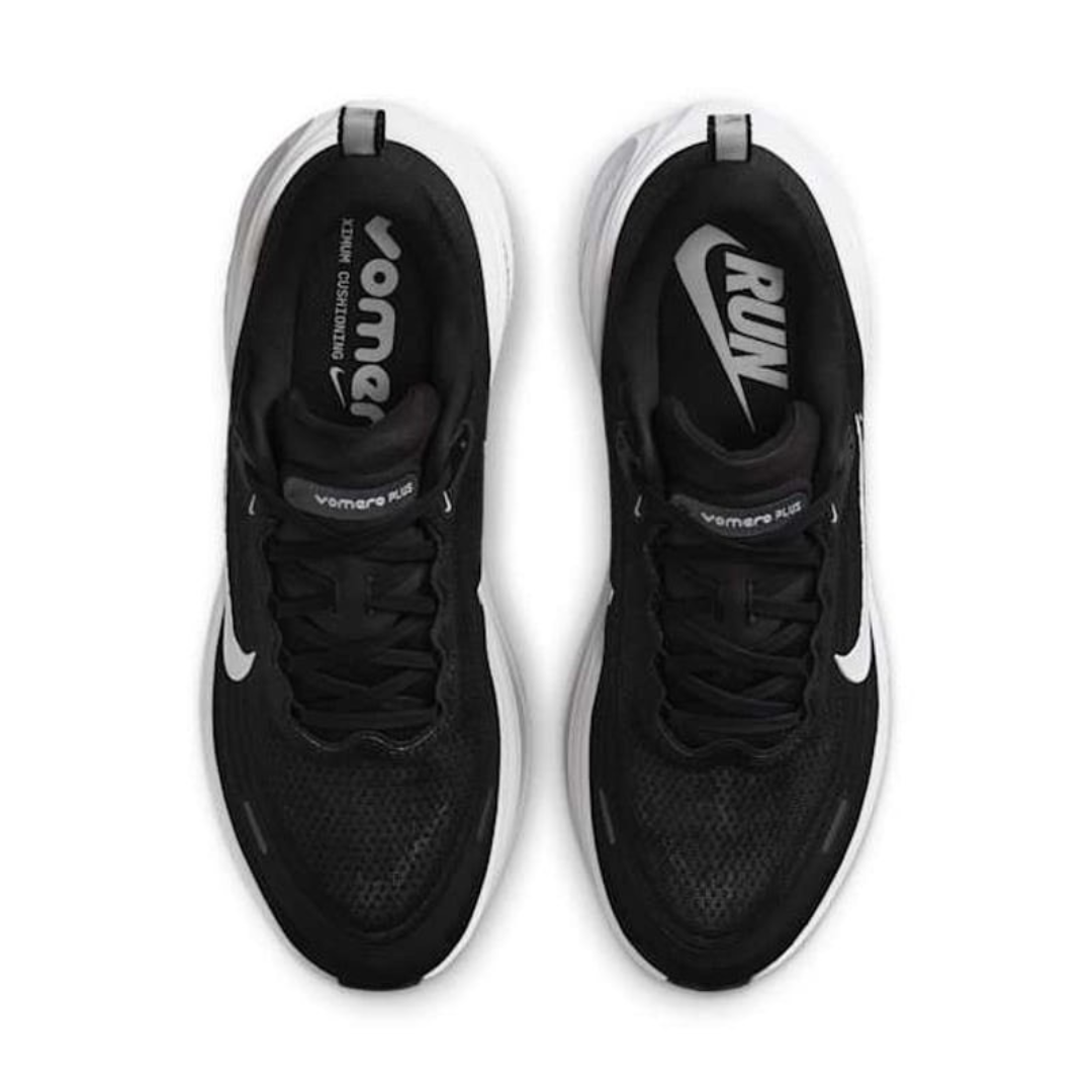 Nike Vomero Plus - Preto/Branco