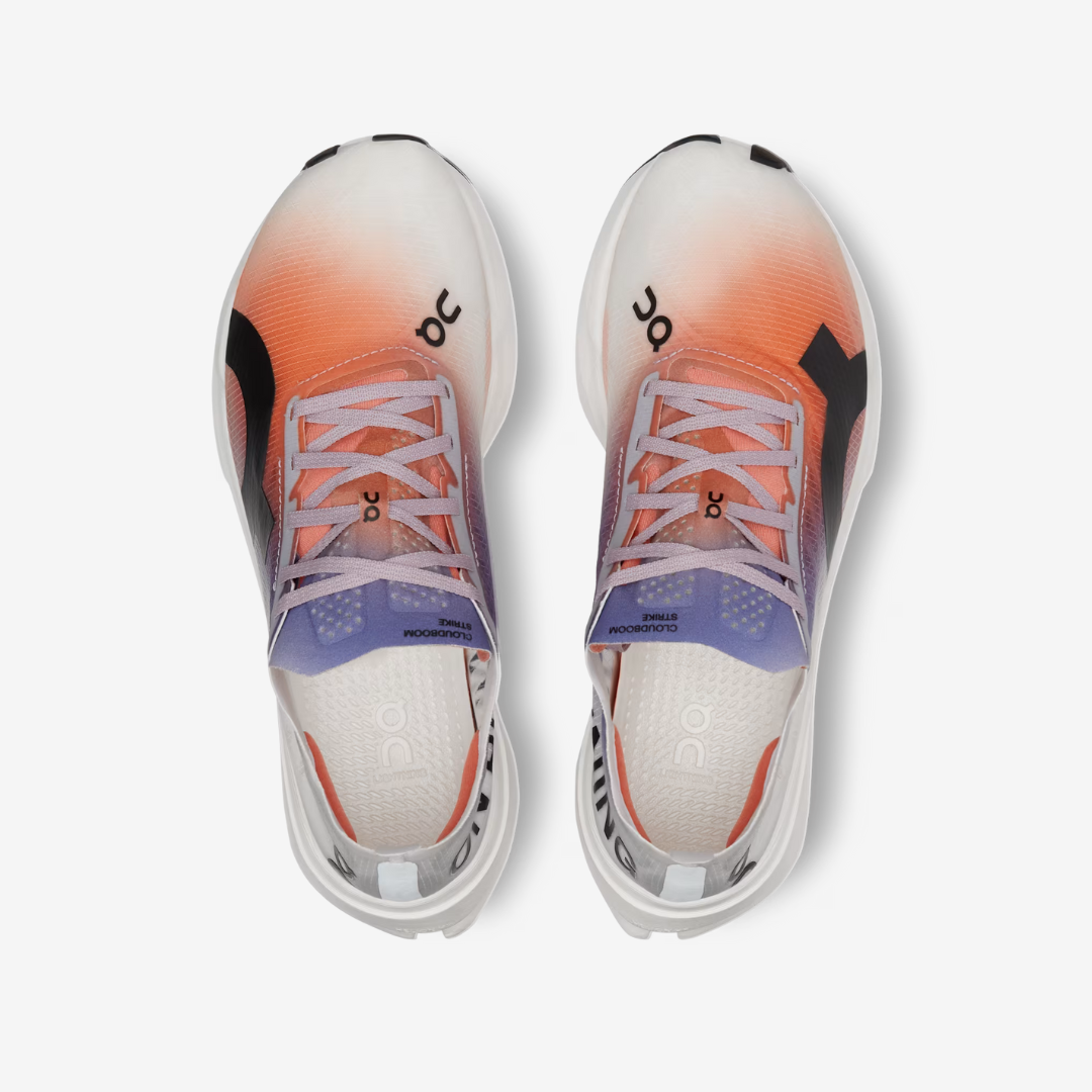On Running Cloudboom Strike - White/Flame