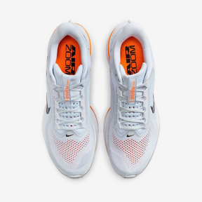 Nike Pegasus Premium - Cinza Futebol/Laranja