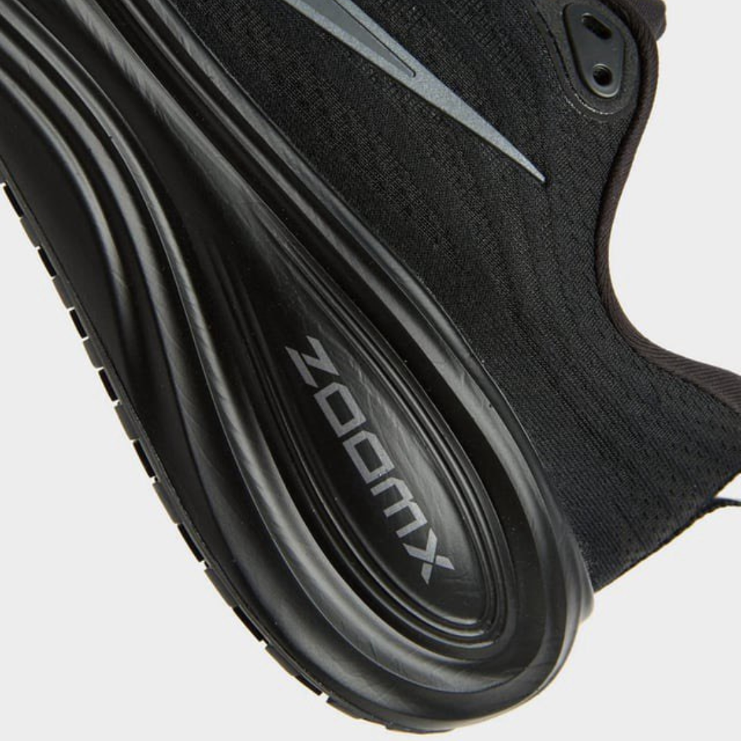 Nike Vomero Plus - Preto