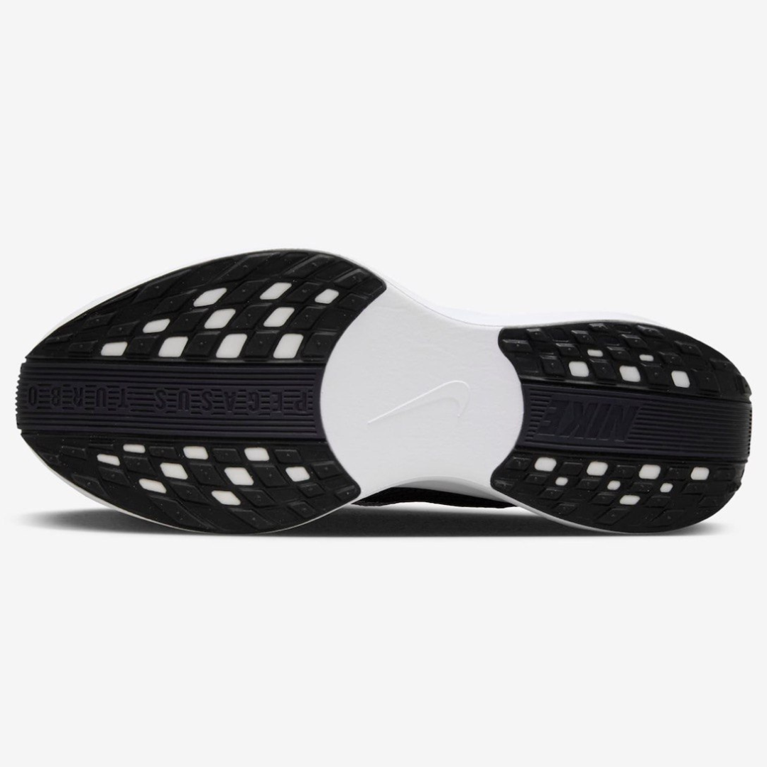 Nike Air Zoom Pegasus Plus - Preto/Branco