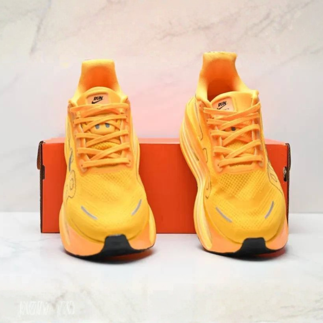 Nike Vomero Premium - Amarelo