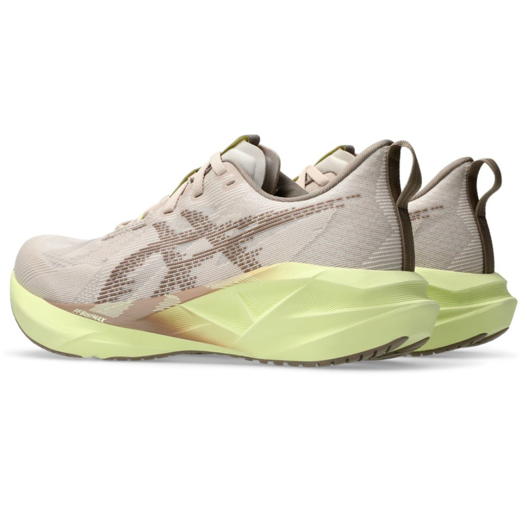 Asics NovaBlast 5 - Bege/Marrom