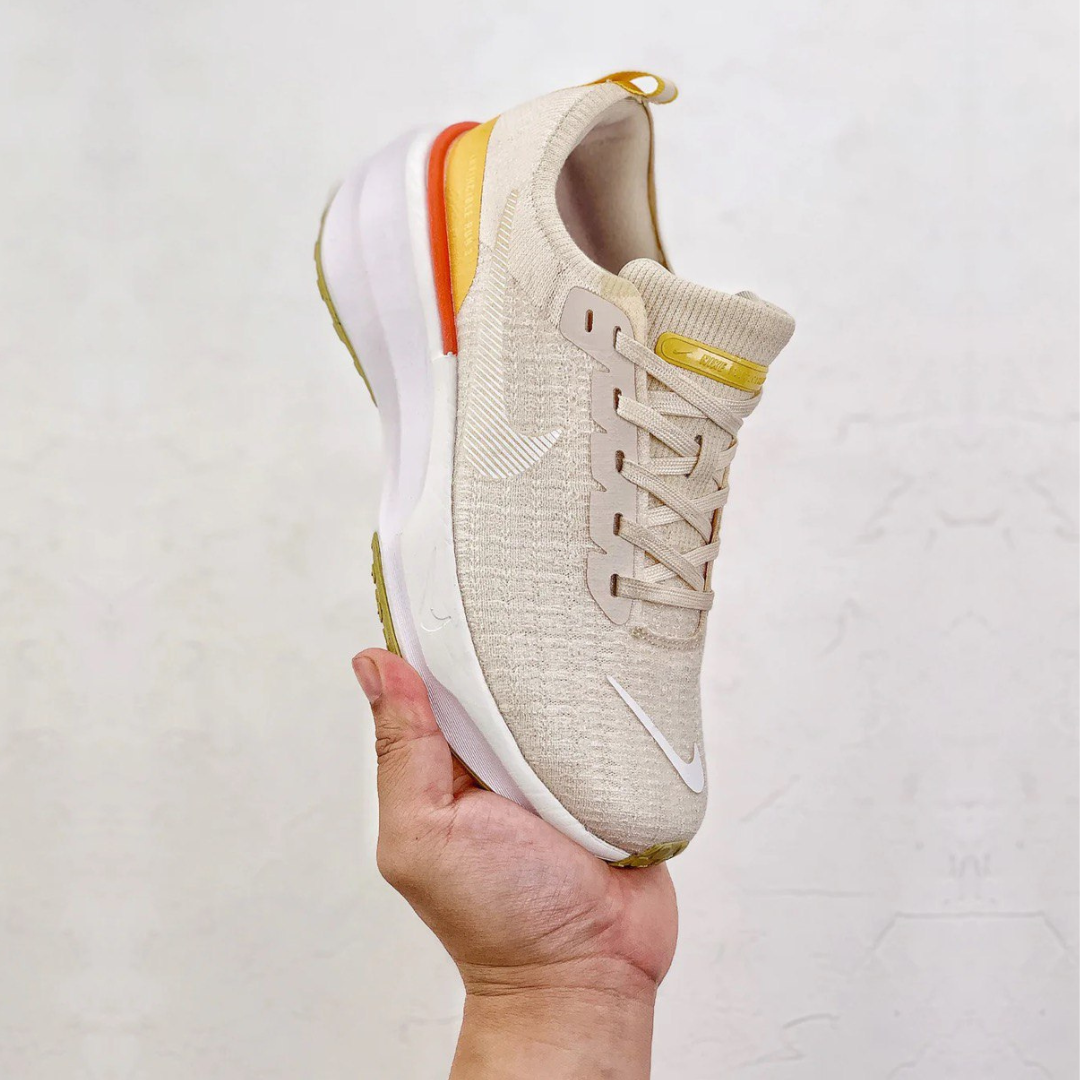 Nike Invincible Run 3 - Bege/Branco