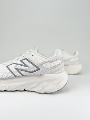 New Balance 1080 V13