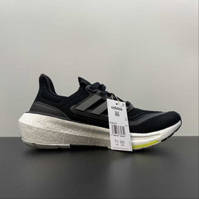 Adidas Ultraboost Light 23 Preto com Verde